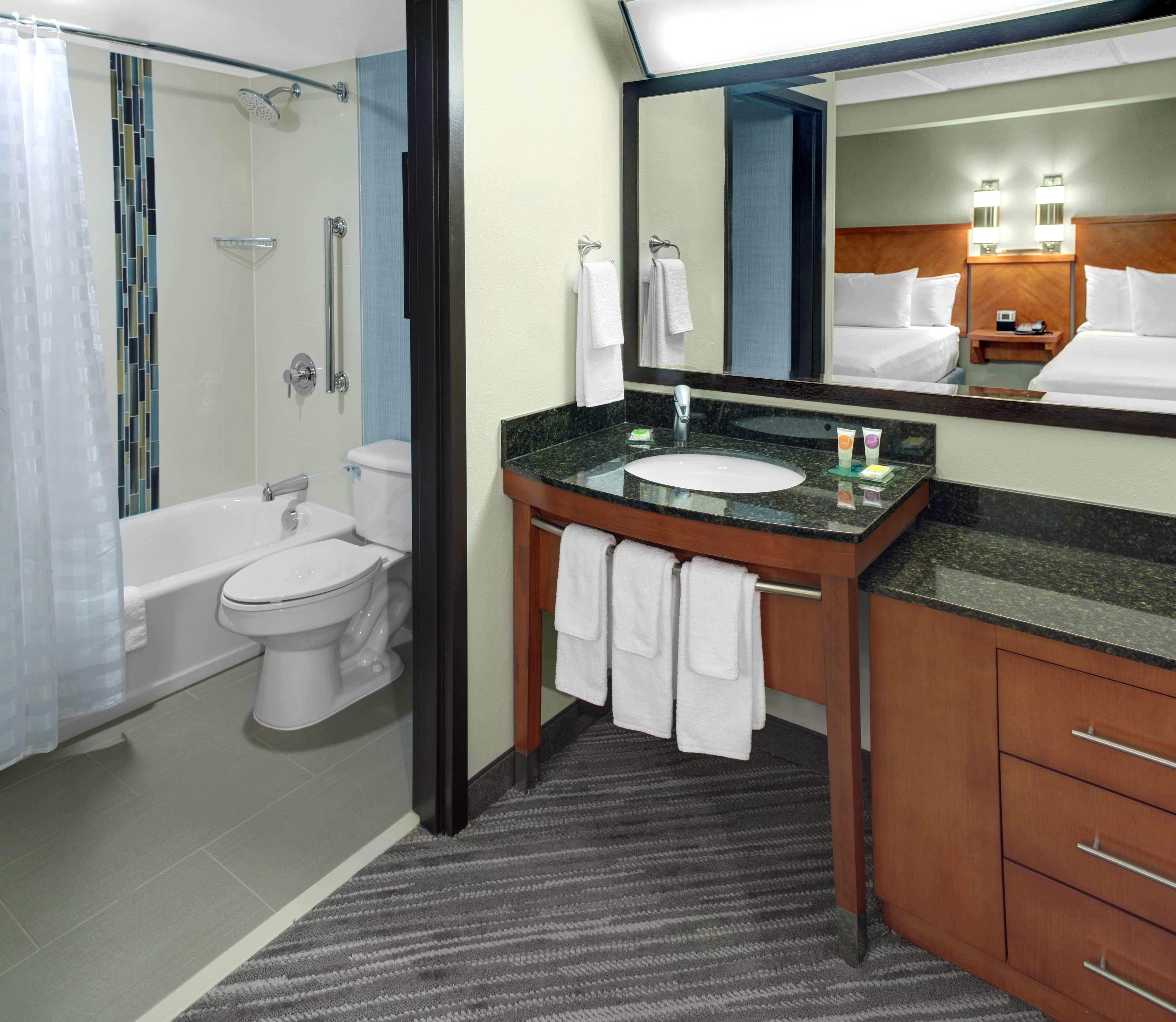 Hyatt Place Pittsburgh Airport - Robinson Mall Робінсон-Тауншип Екстер'єр фото